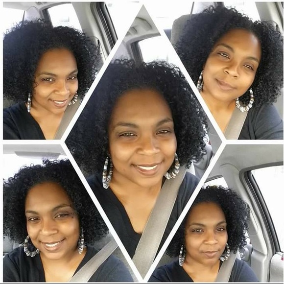 Meet your Posher, Joy - Picture 2 of 2